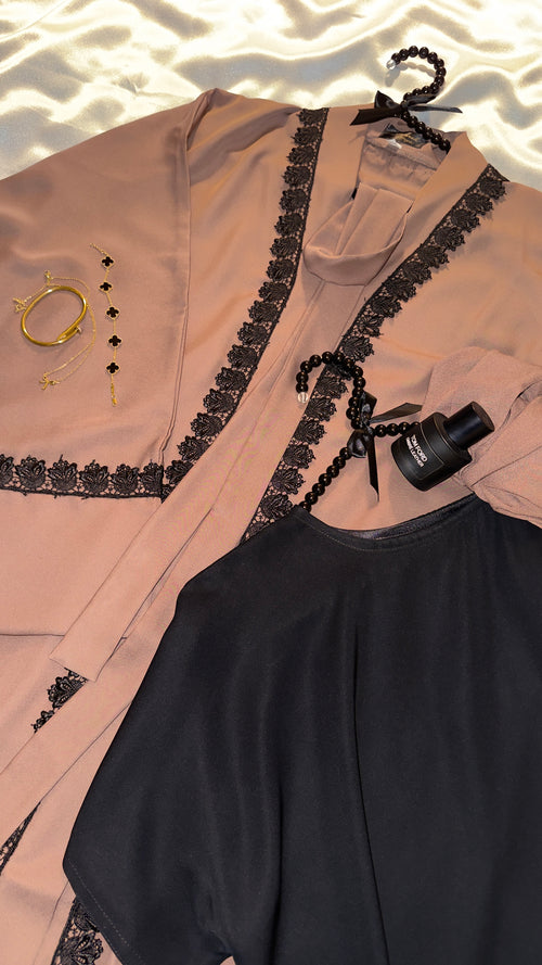 Desert Contrast Abaya